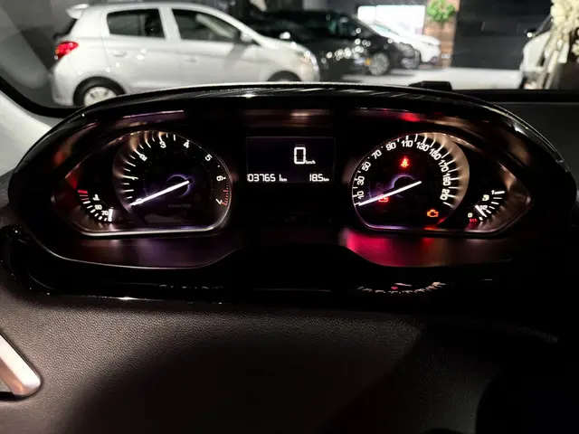 Peugeot 208 1.2 PureTech | Signature |NAP | 2019 Benzine 32