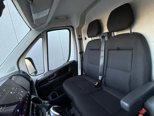 Opel Movano 2.2D 180 S&S L2H2 3.5t Zwaar 2024 Diesel 45