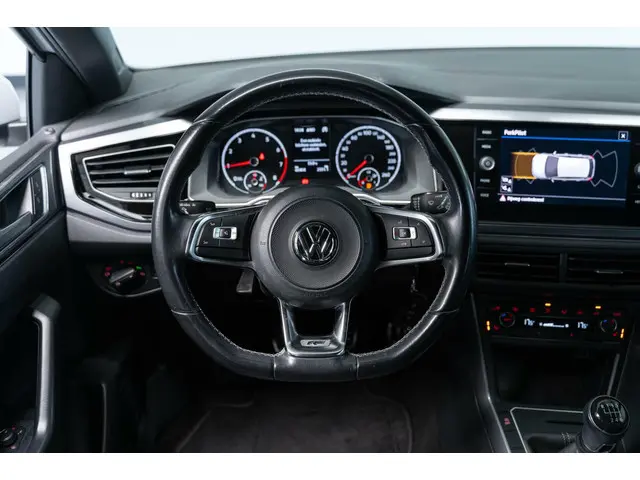 Volkswagen Polo 1.0 TSI Highline 2x R-line 2018 Benzine 34