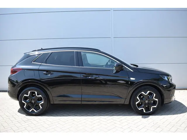 Opel Grandland 3