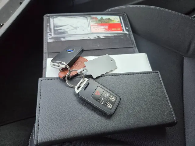 Volvo S60 2.0 T3 Momentum rijdt super 2016 Benzine 6