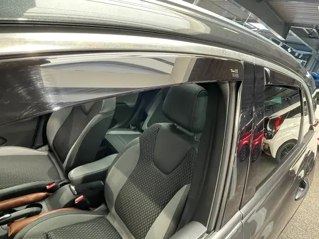 Opel Crossland X 1.2 Turbo Innovation 2018 Benzine 26