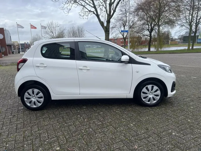 Peugeot 108 1.0 e-VTi 5DRS Wit 2018 | Airco | 2018 Benzine 5