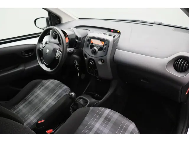 Peugeot 108 1.0 e-VTi Active 2018 Benzine 32