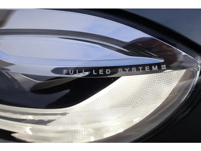 Volvo V40 1.5 T3 Polar+ Sport 2019 Benzine 10