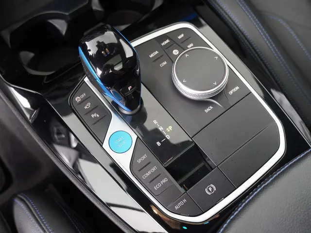 BMW iX3 High Executive 80 kWh 2022 Elektrisch 14