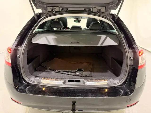 Peugeot 508 SW 1.6 THP Premium Pano/Clima 2014 Benzine 34