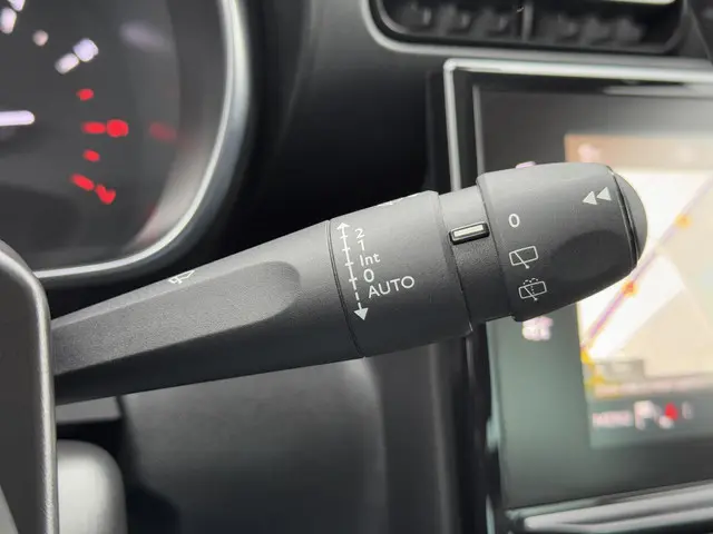 Citroën C3 Aircross 1.2 PureTech S&S Shine 2018 Benzine 28