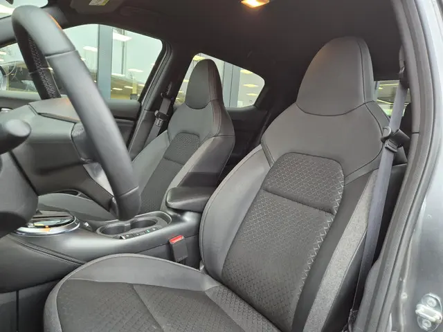 Nissan Juke 1.6 Hybrid N-Connecta 2024 Hybride Benzine 6