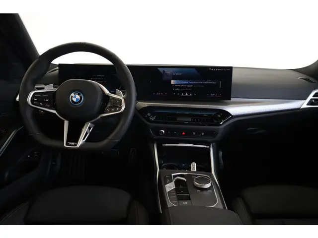 BMW 3 Serie Touring 330e 2025 Hybride Benzine 10