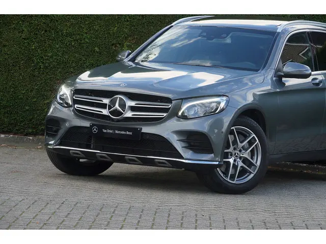Mercedes-Benz GLC GLC 300 4M AMG line 2018 Benzine 36
