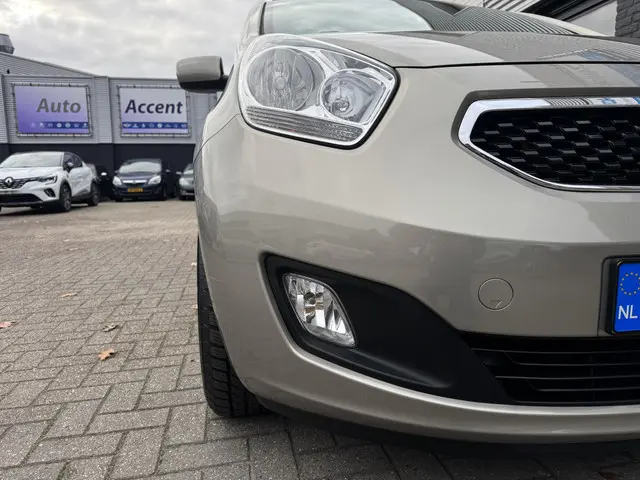 Kia Venga 1.4 CVVT Plus Pack 2012 Benzine 18