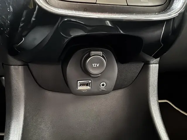 Toyota Aygo 1.0 VVT-i x-clusiv Cabrio 2017 Benzine 33