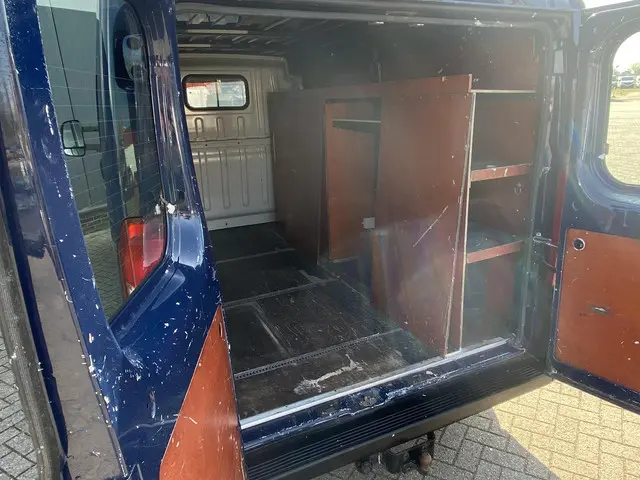 Peugeot Boxer 333 2.0 BlueHDI L2H1 Premium 2018 Diesel 12