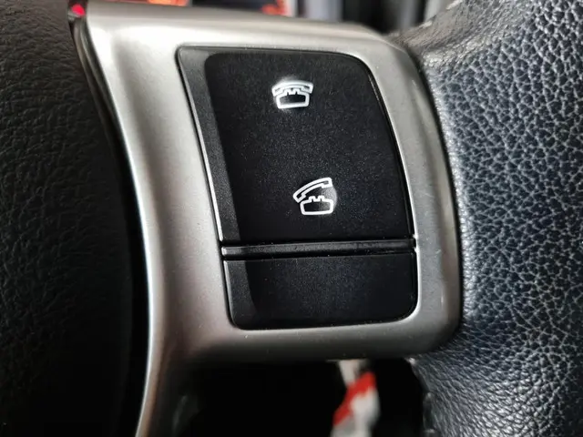 Toyota Yaris 1.3 VVT-i Style / Trekhaak / Airco 2013 Benzine 32