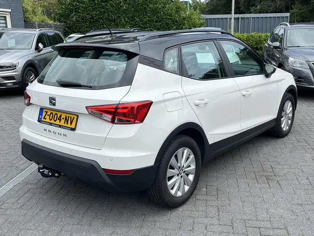 SEAT Arona 3