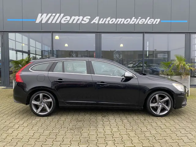Volvo V60 1.6 T3 R-Design 2013 Benzine 5