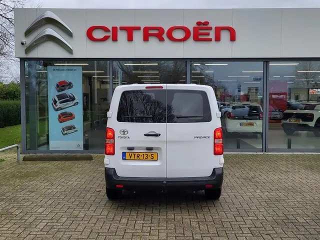 Toyota ProAce Worker 1.6 D-4D Cool Comfort 2019 Diesel 5