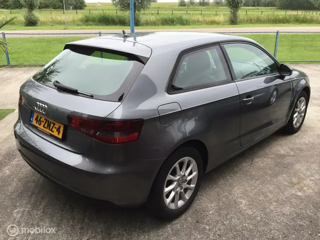 Audi A3 1.4 TFSI Attraction Pro Line plus 2013 Benzine 4
