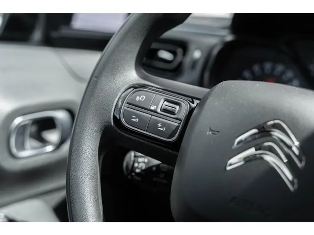 Citroën C3 1.2 PureTech Business 2022 Benzine 23