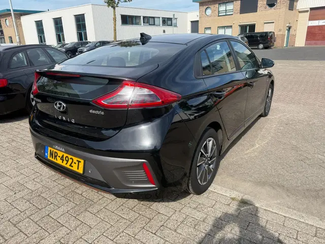 Hyundai IONIQ Comfort EV 2017 Elektrisch 3