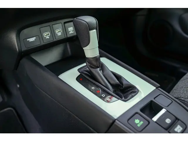 Honda Jazz 1.5i e:HEV ELEGANCE 2022 Hybride Benzine 17