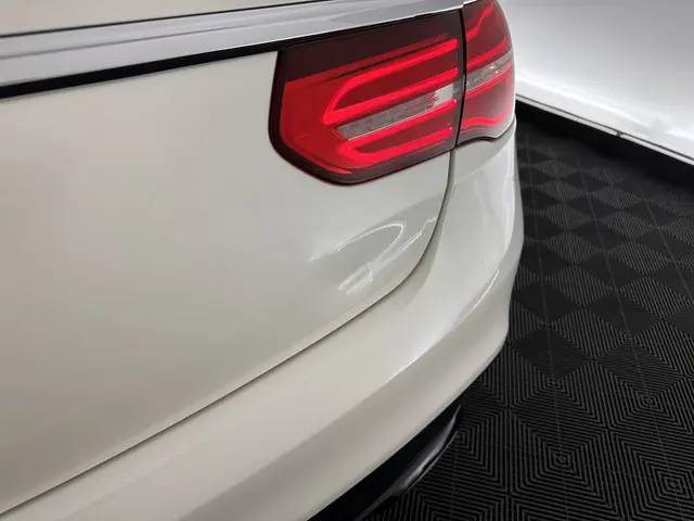 Mercedes-Benz GLE Coupé 450 AMG 4-MATIC 2016 Benzine 33