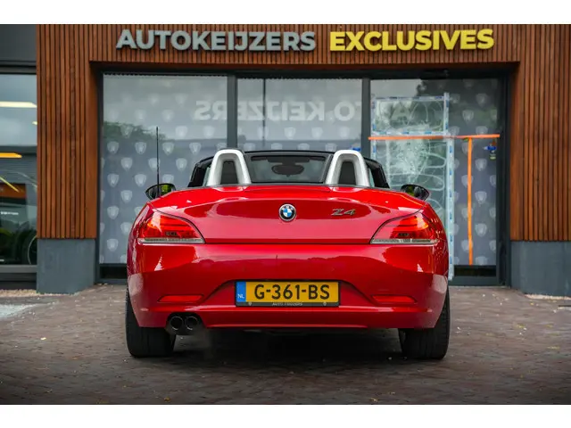 BMW Z4 Roadster sDrive20i 2012 Benzine 8