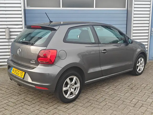 Volkswagen Polo 1.2 TSI Comfortline 2014 Benzine 6