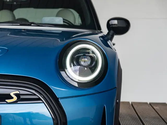 MINI Electric Cooper SE Collection 2021 Elektrisch 30