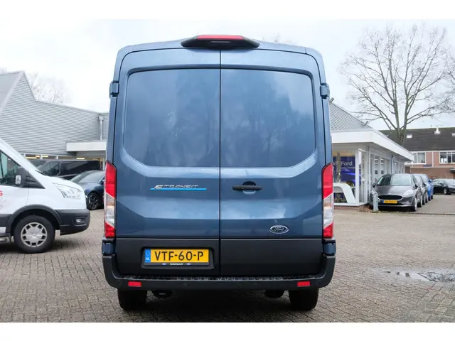 Ford E-Transit 350 L2H2 Trend 68 kWh 2022 Elektrisch 4