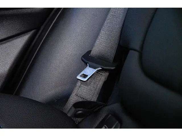 BMW X2 xDrive25e High Executive 2023 Hybride Benzine 44