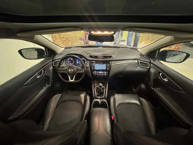Nissan QASHQAI 1.2 Tekna + 1e Eigenaar! 2018 Benzine 9