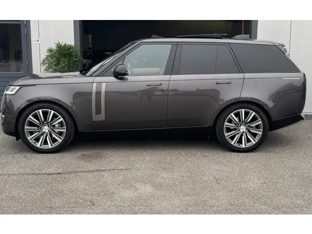 Land Rover Range Rover 3.0 D350 SV MHEV 2022 Diesel 9