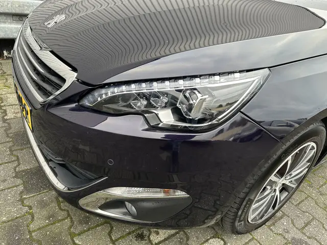 Peugeot 308 SW 1.2 PureTech Allure 2017 Benzine 22