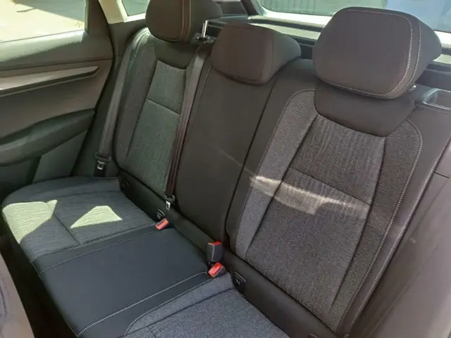 Škoda Karoq TSI Clever Edition 2018 Benzine 9