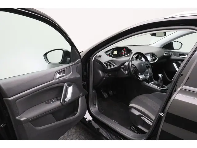 Peugeot 308 SW 1.2 PureTech Style 2017 Benzine 4