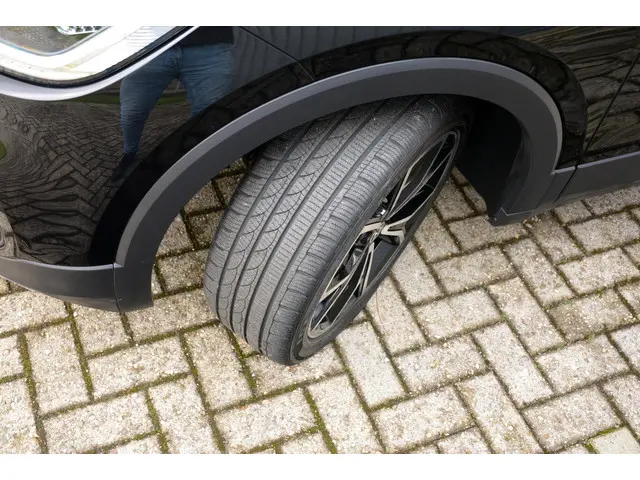 Volkswagen T-Cross 1.0 TSI Life Business 2020 Benzine 35