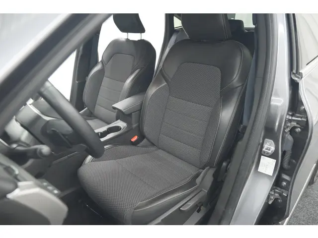 Renault Arkana Mild Hybrid 140 EDC Techno 2024 Benzine 27