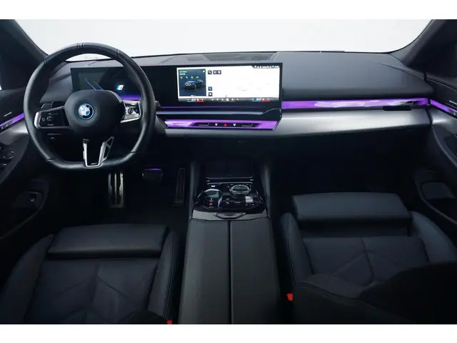 BMW i5 Sedan eDrive40 2024 Elektrisch 15