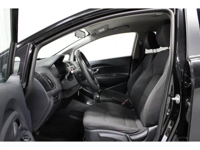 Kia Rio 1.2 CVVT Plus Pack 2012 Benzine 13