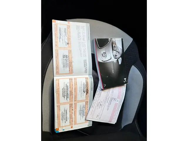 Citroën DS3 1.2 VTi Chic Airco, LMV 2014 Benzine 19