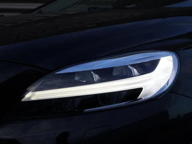 Volvo V40 Cross Country T3 Nordic+ 2017 Benzine 16