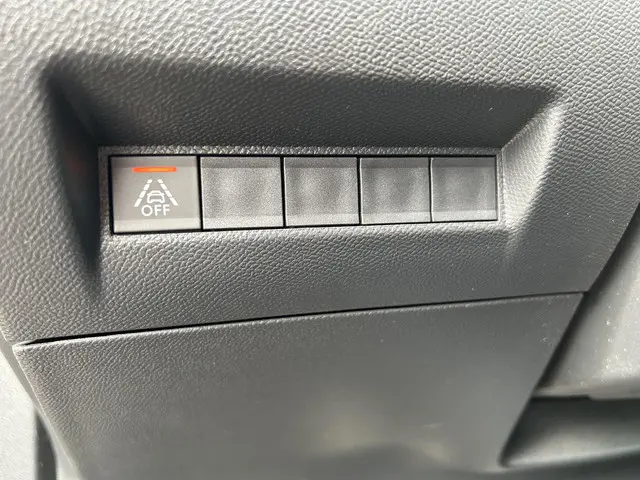 Peugeot 2008 1.2 Turbo 130 PK GT-Line 2020 Benzine 34