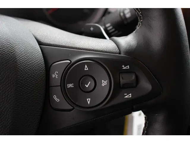 Opel Corsa 1.2 101pk Automaat Edition 2023 Benzine 14