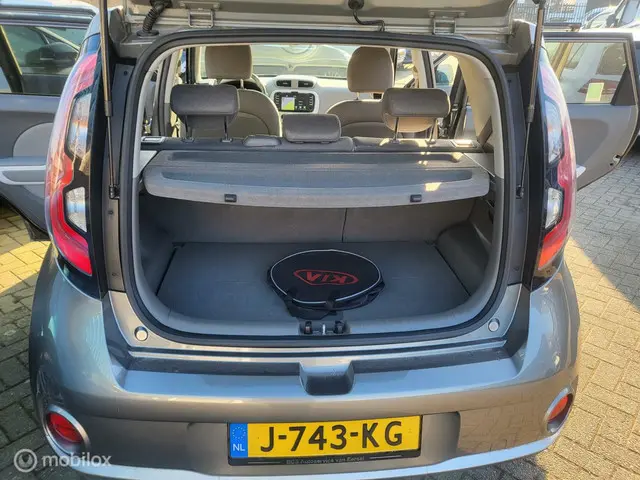 Kia e-Soul EV ExecutiveLine 27 kWh 2014 Elektrisch 8