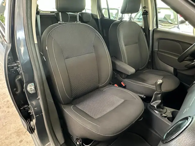Dacia Logan MCV 0.9 TCe Laureate 2017 Benzine 22