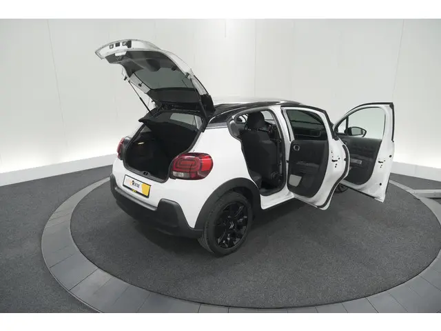 Citroën C3 PureTech 110 S&S Shine 2020 Benzine 62