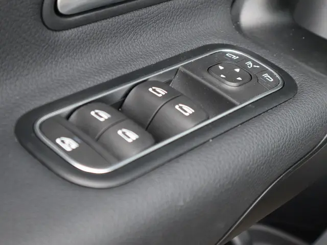 Mercedes-Benz A-Klasse 180 Star Edition 2024 Benzine 13