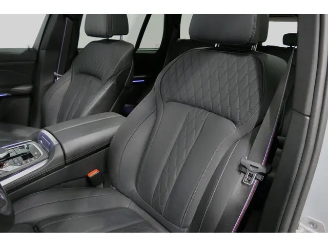 BMW X5 xDrive50e 2024 Hybride Benzine 7